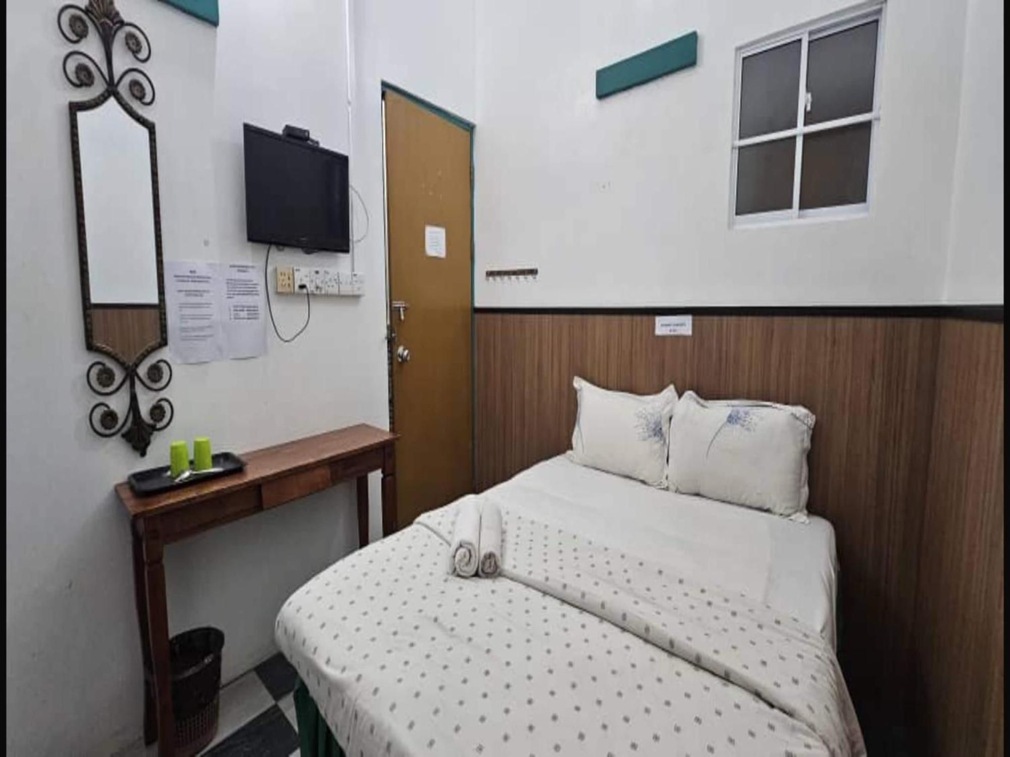 Oyo 90979 Sianglory Inn Kota Kinabalu Eksteriør billede