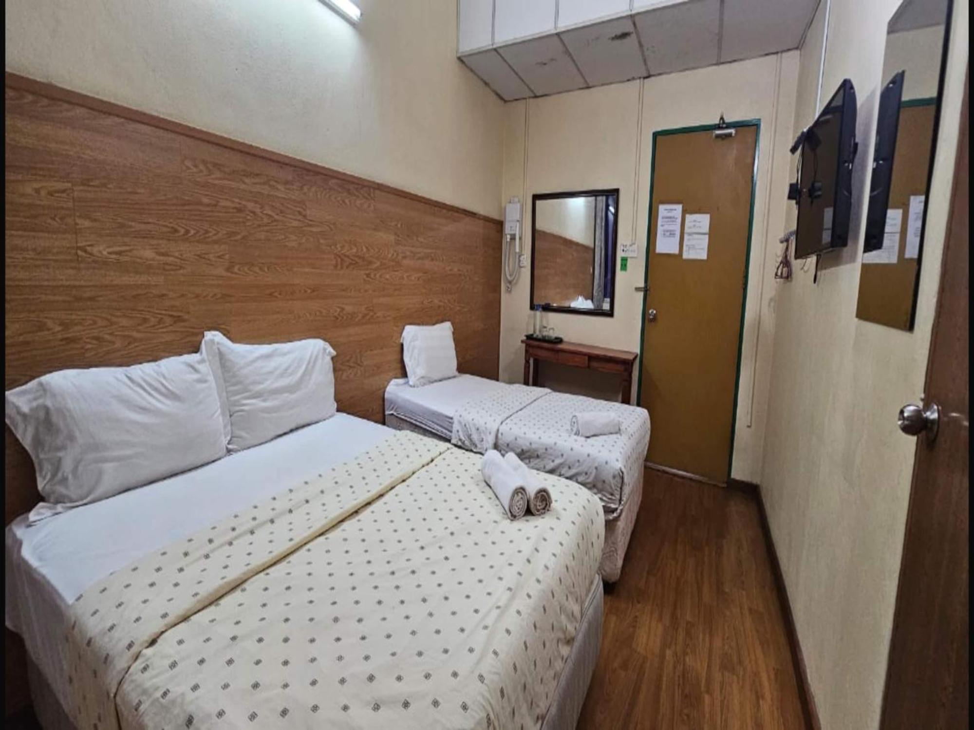 Oyo 90979 Sianglory Inn Kota Kinabalu Eksteriør billede