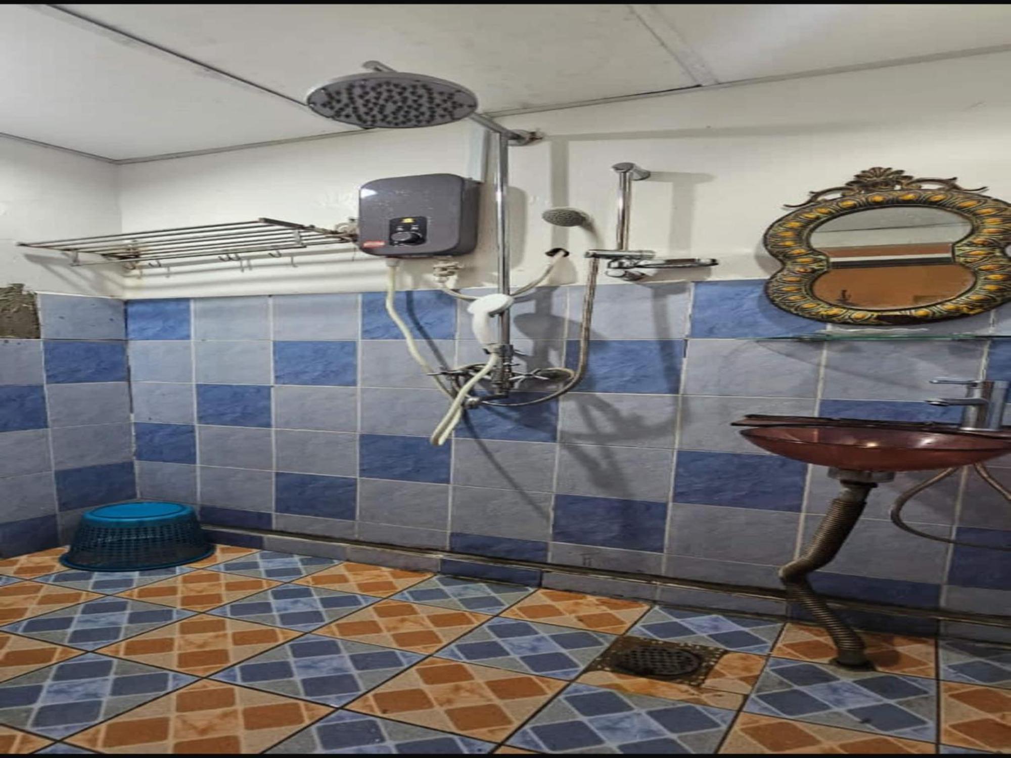 Oyo 90979 Sianglory Inn Kota Kinabalu Eksteriør billede